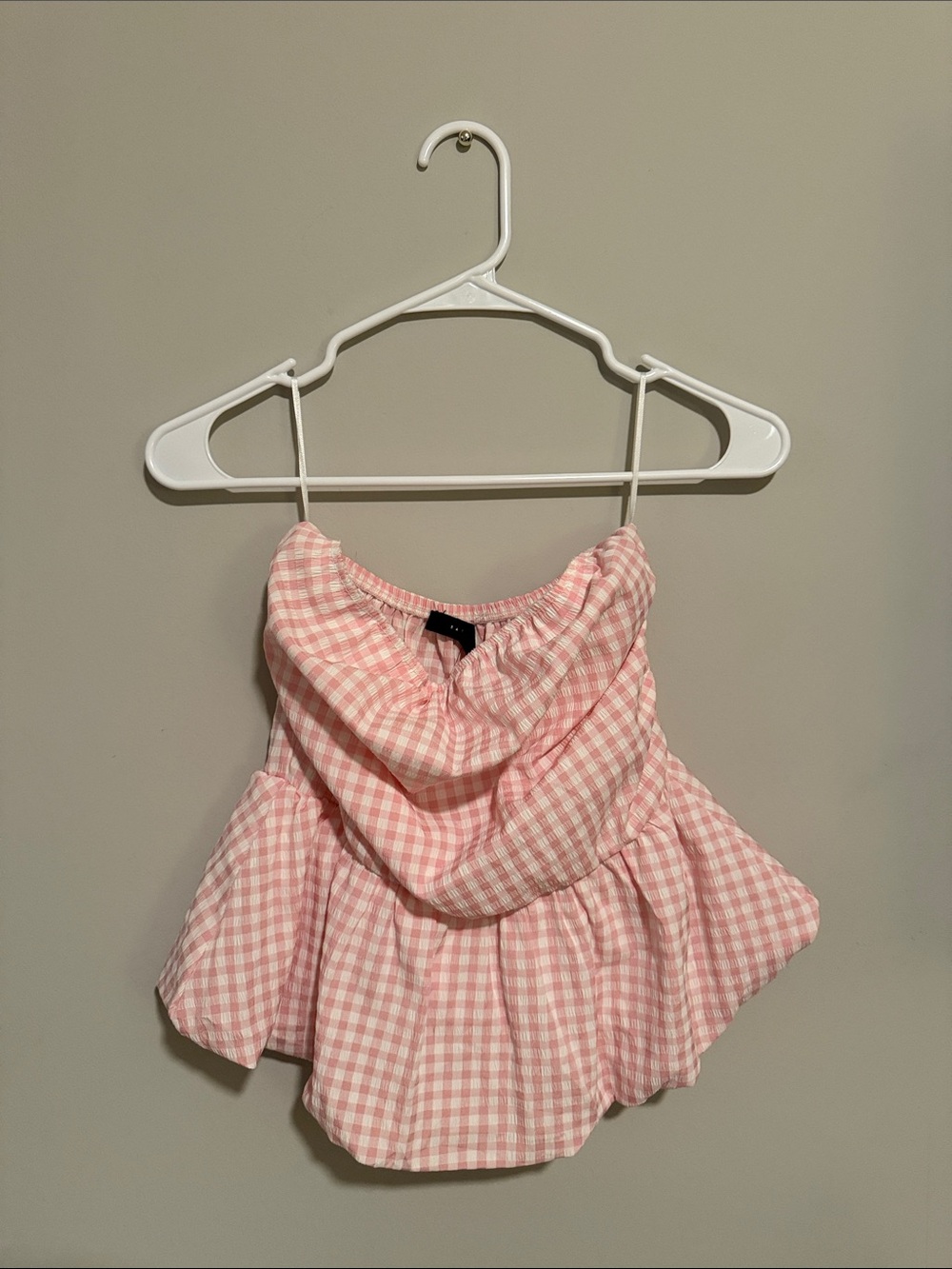 2 Saints Women’s Gingham strapless top - Pink & White Size Small could fit Mediu